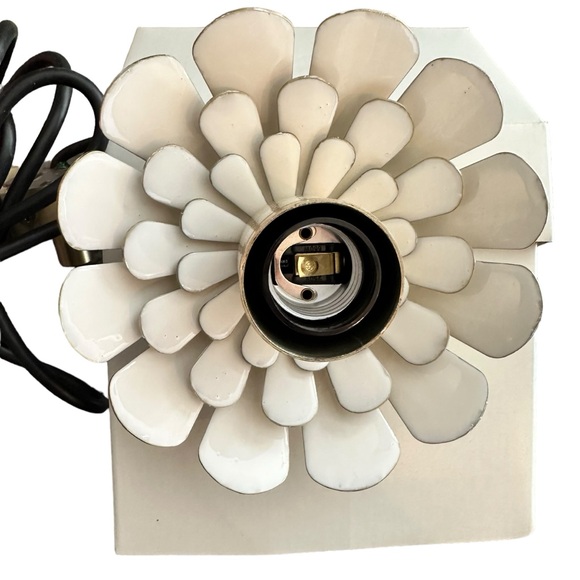 Opalhouse | Enamel Flower Ceiling Light New In Box - Picture 2 of 5